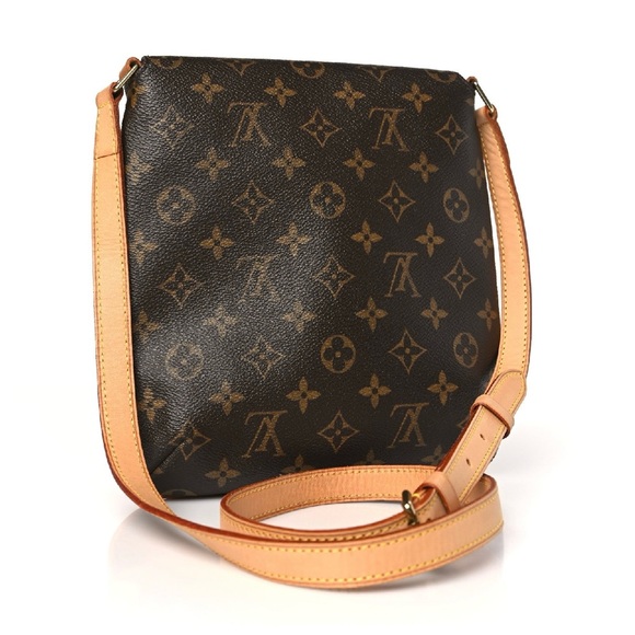 LOUIS VUITTON
Monogram Musette Salsa Long Strap - Picture 2 of 7